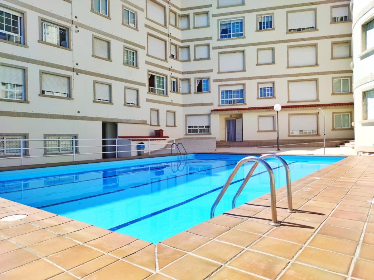 Desconectaengalicia Cesteiros, Piscina, 100m Playa Silgar Apartment *